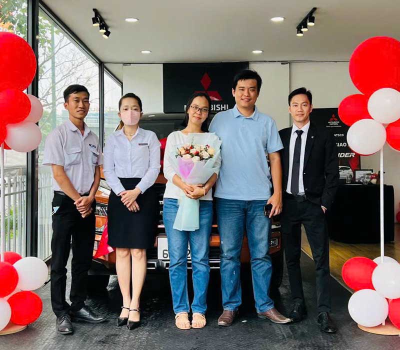 Hình ảnh hoạt động tư vấn xe tại Đồng Nai